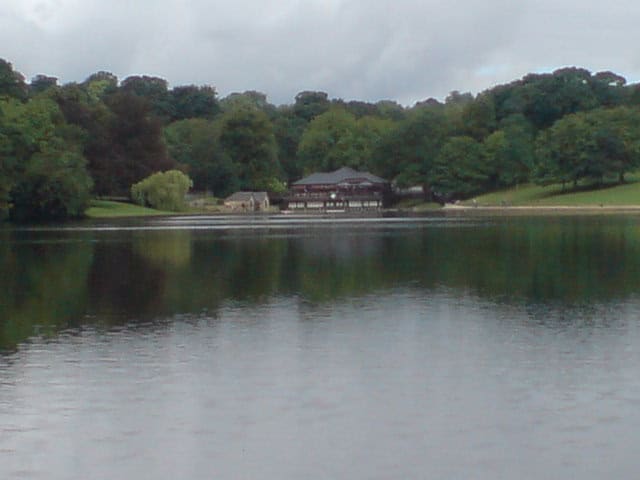 lakeside cafe leeds